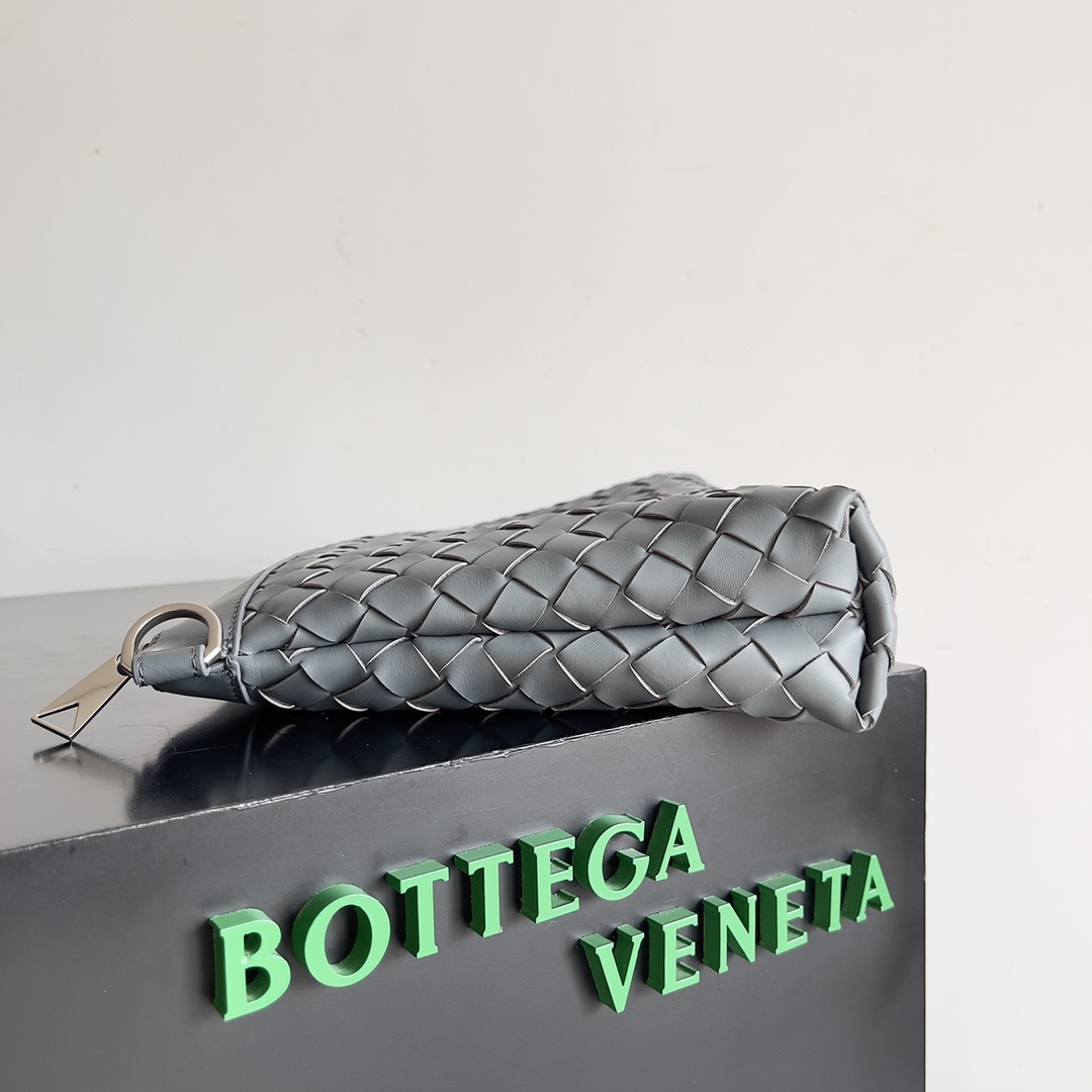 Bottega Veneta Clutch Bags